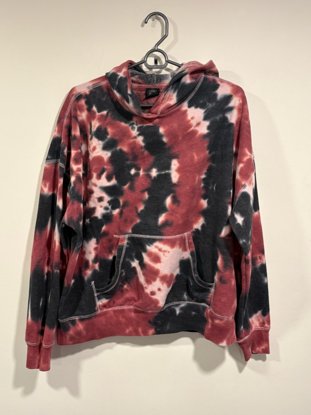 PacSun Spiral Tie-Dye Hoodie in Burgundy, Black & Cream